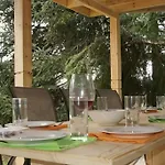 Forest House Ferienhaus Warna