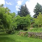 Forest House Ferienhaus
