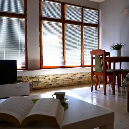 Forest House Warna